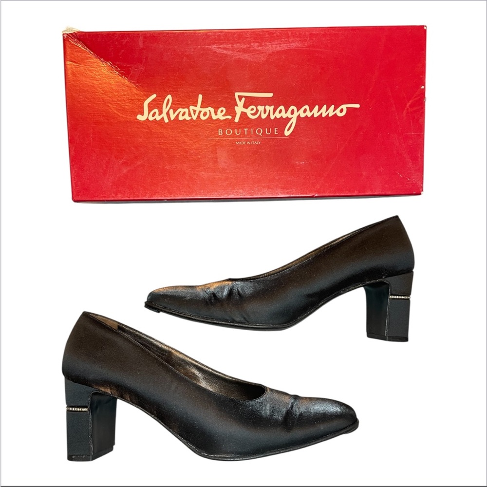 Salvatore Ferragamo Nero Black Cranny Block Heels